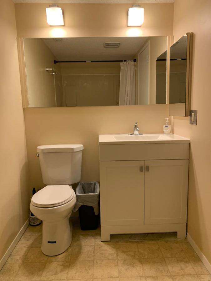 Mt Pleasant Nw 2 Bedrooms 500 YYC Exterior foto